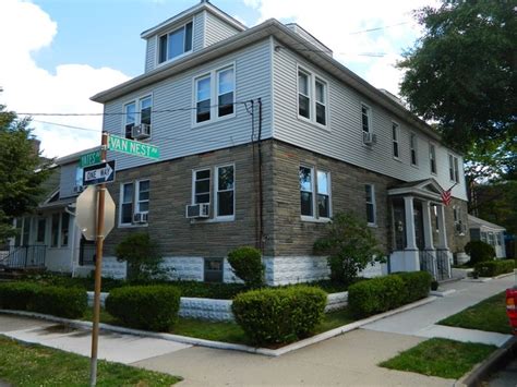 van nest apartments
